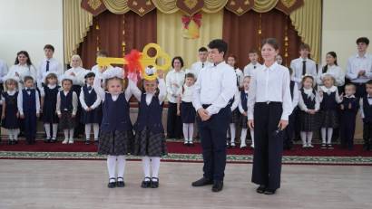 1 қыркүйек күні "Смағұл Сәдуақасұлы атындағы № 2 жалпы білім беру мектеп" КММ-де білім күніне арналған салтанатты жиын өтті!